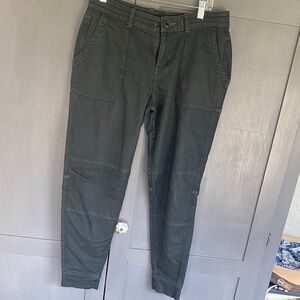 Mountain Hardware size 6